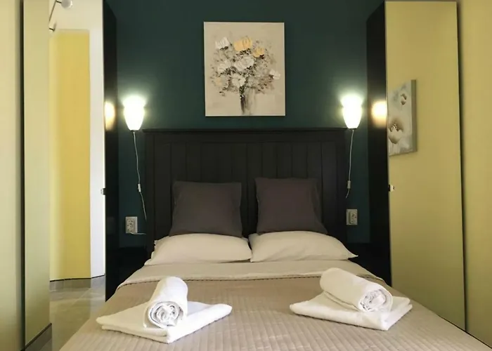 Flores 5 Vakantiehuis *